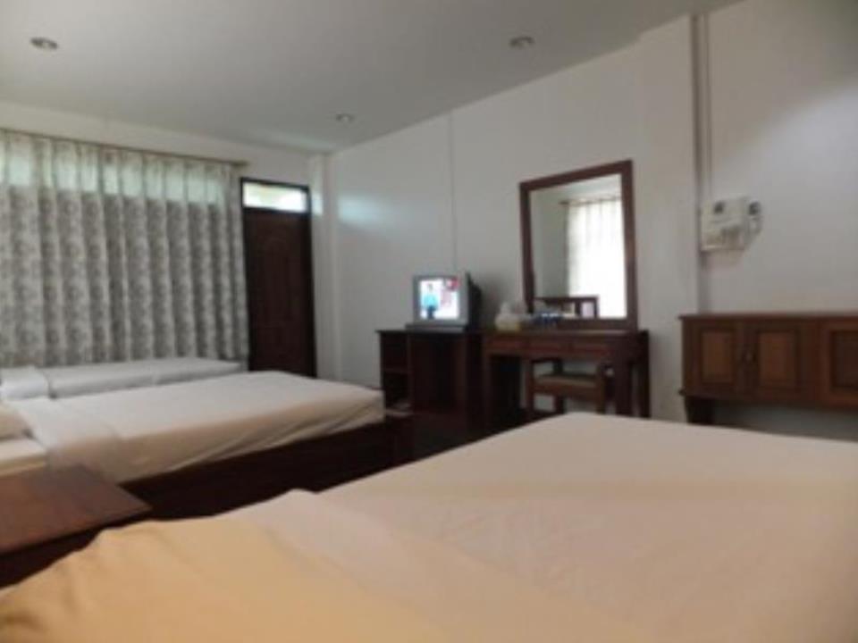 Alisa Guesthouse Pakse Ngoại thất bức ảnh