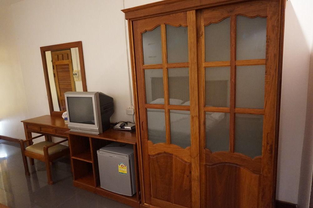 Alisa Guesthouse Pakse Ngoại thất bức ảnh